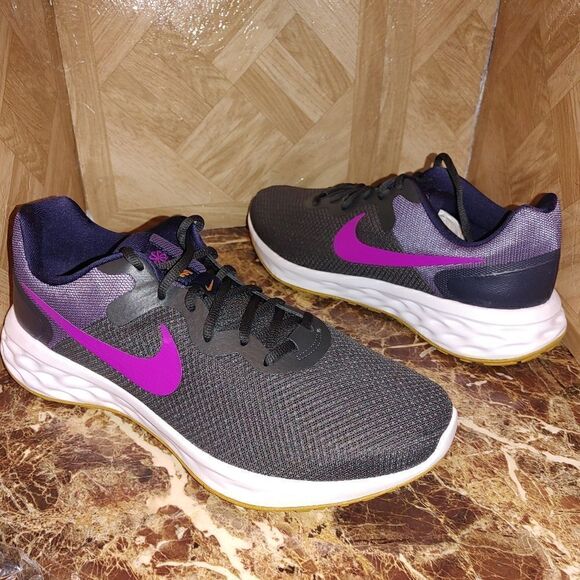 BRAND NEW Nike men's Revolution 6 running training shoes black size 12.     756 - Picture 1 of 10